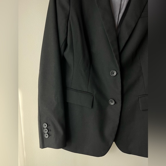 Banana Republic 6 Petite Ladies’ Black Blazer - Picture 5 of 15
